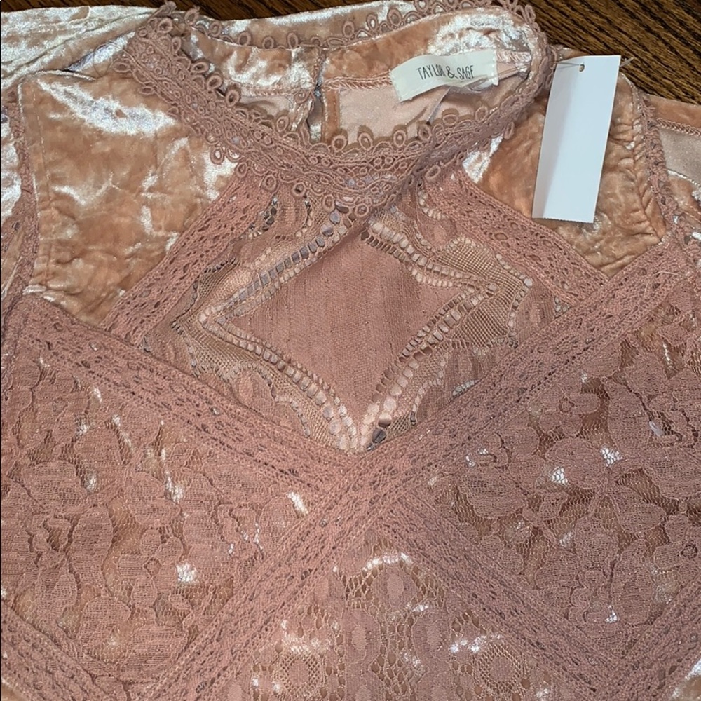 Tank top - Picture 5 of 6